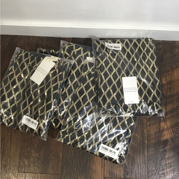 Blk/Gld Bodycon Mini Dress - Picture 2 of 9